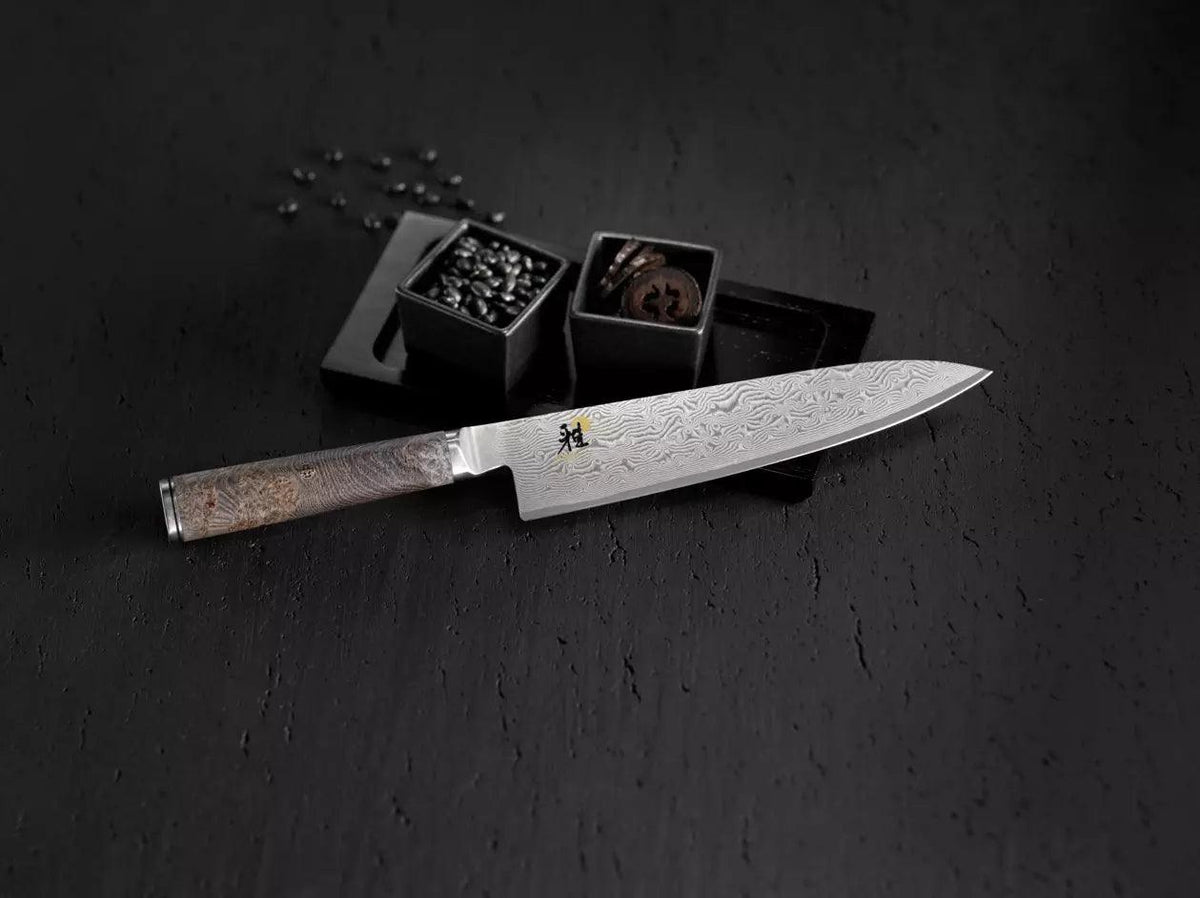 MIYABI 5000MCD 67 Santoku - 18cm 'black serie' | Braadbaas.nl