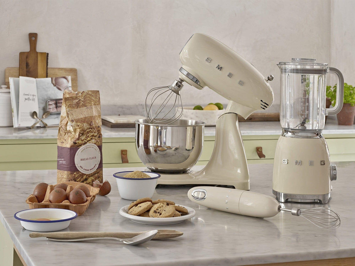 Smeg Blender 1,5L 'Crème' BLF03CREU | Braadbaas.nl